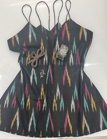 Double noodle straps black kurti