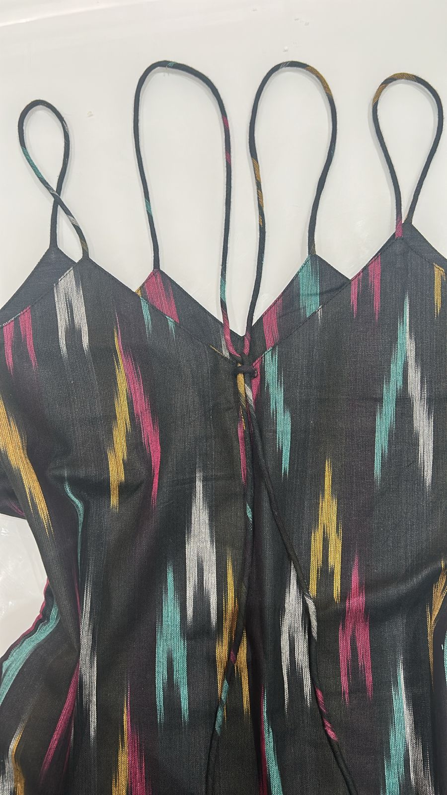 Double noodle straps black kurti